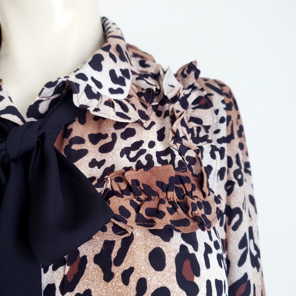 Cheetah Print Ruffle Top - Picture 4 of 5